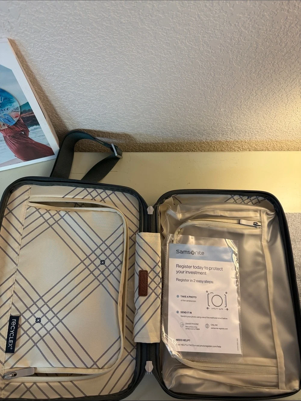 NEW Samsonite Virtuosa Train Case Pine Green Hard Shell